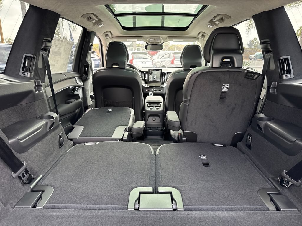 New 2026 Volvo XC90 T8 Ultra w/ Lounge Package AWD/4WD image 15