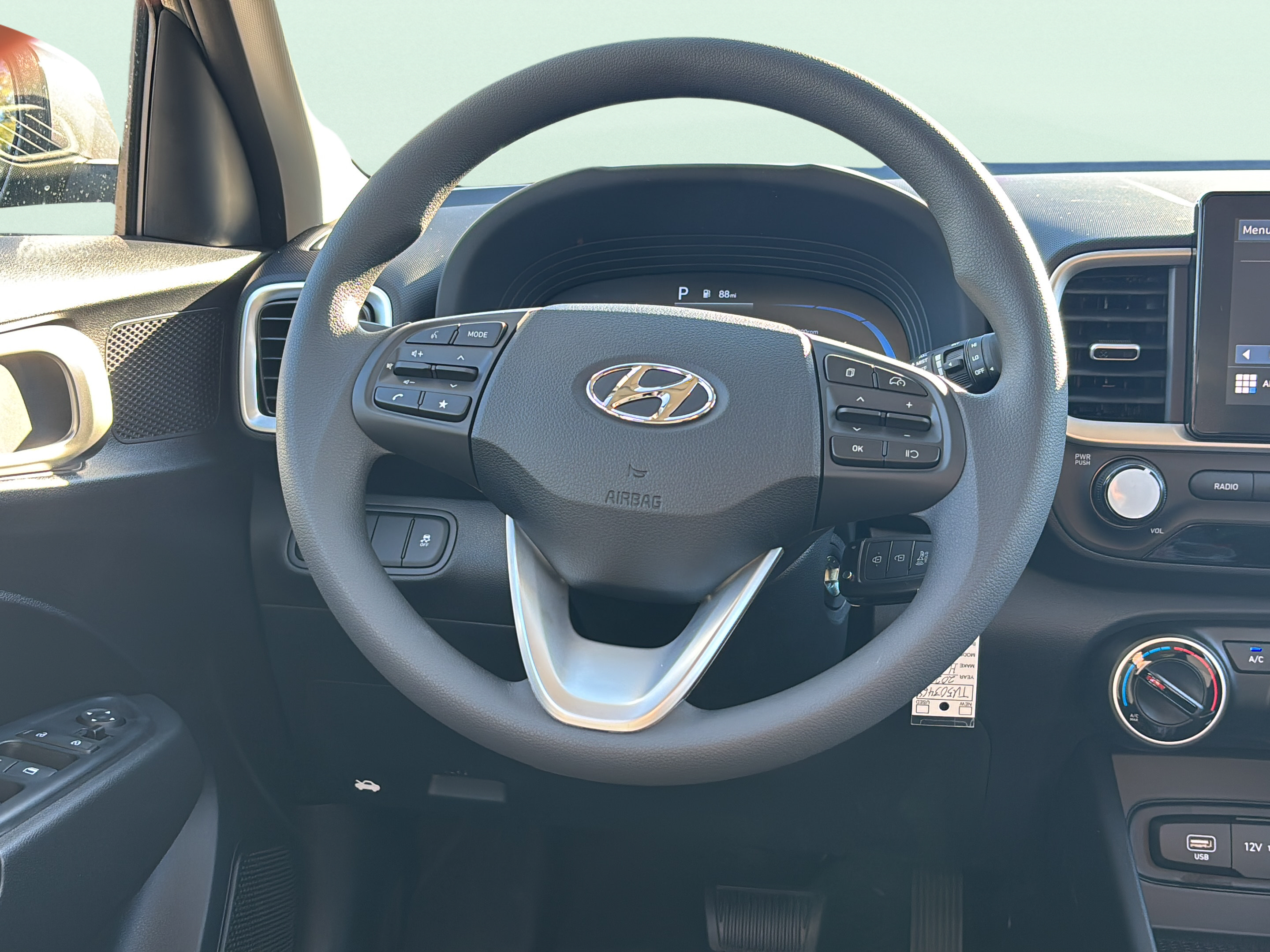 New 2026 Hyundai Venue SE FWD image 12