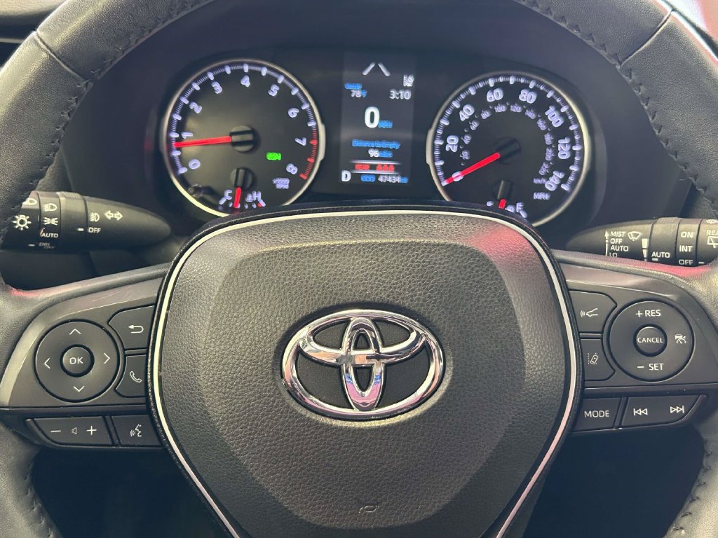 Certified 2021 Toyota RAV4 XLE Premium FWD image 26
