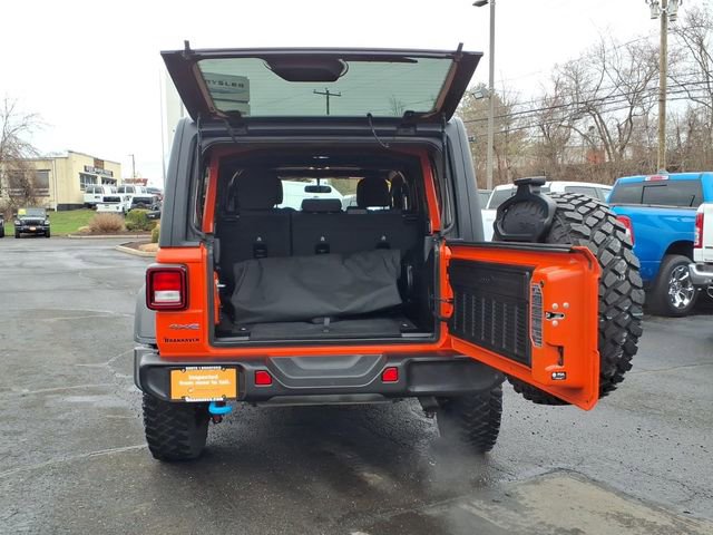 Used 2023 Jeep Wrangler Unlimited w/ Cold Weather Group image 13