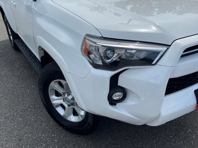 Certified 2024 Toyota 4Runner SR5 Premium w/ Moonroof Package AWD/4WD image 2