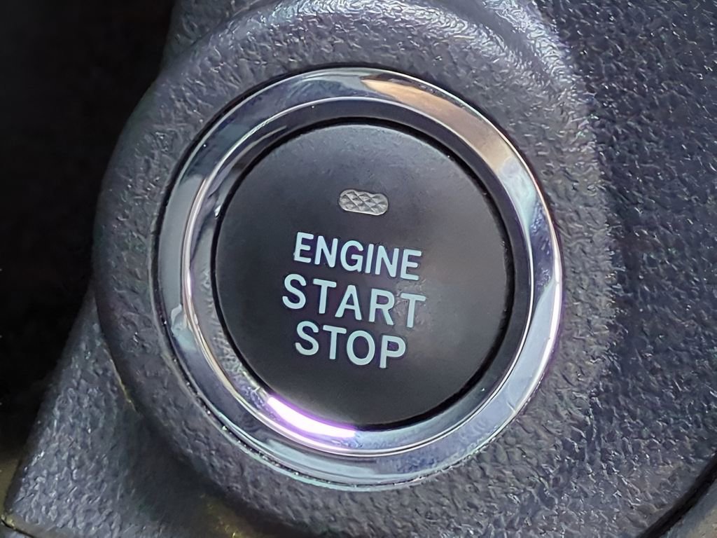 Used 2024 Subaru Outback Touring image 31