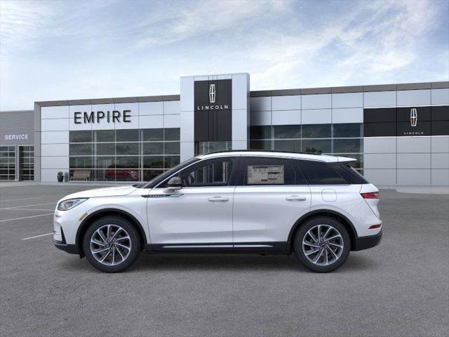 New 2025 Lincoln Corsair AWD image 3
