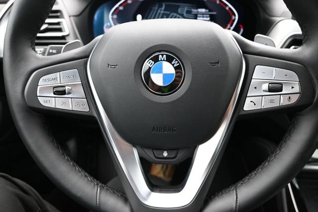 Used 2025 BMW X4 xDrive30i AWD/4WD image 26