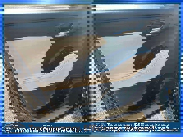 Certified 2023 Toyota Highlander XLE image 16