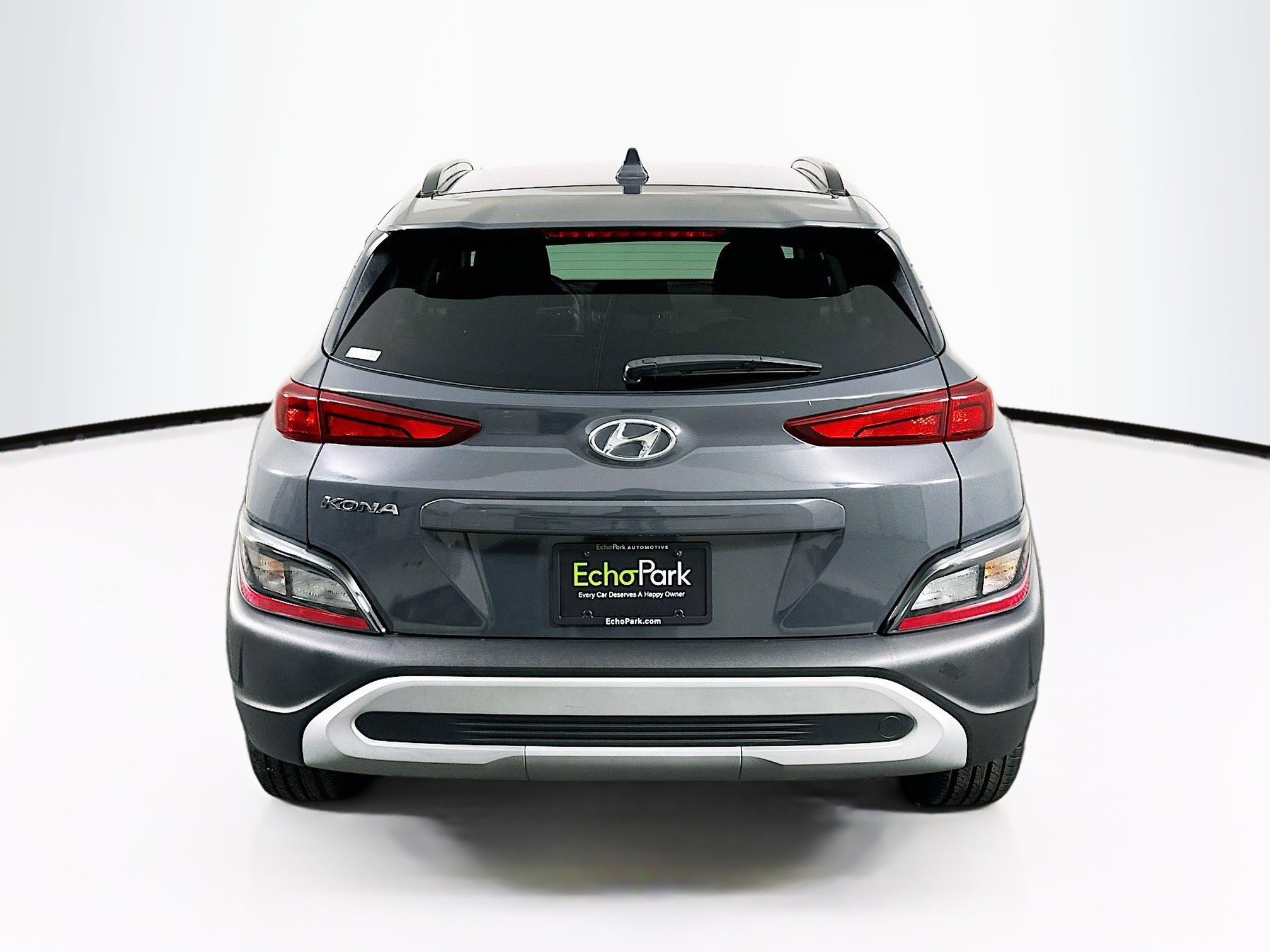 Used 2023 Hyundai Kona SEL w/ Cargo Package FWD image 7