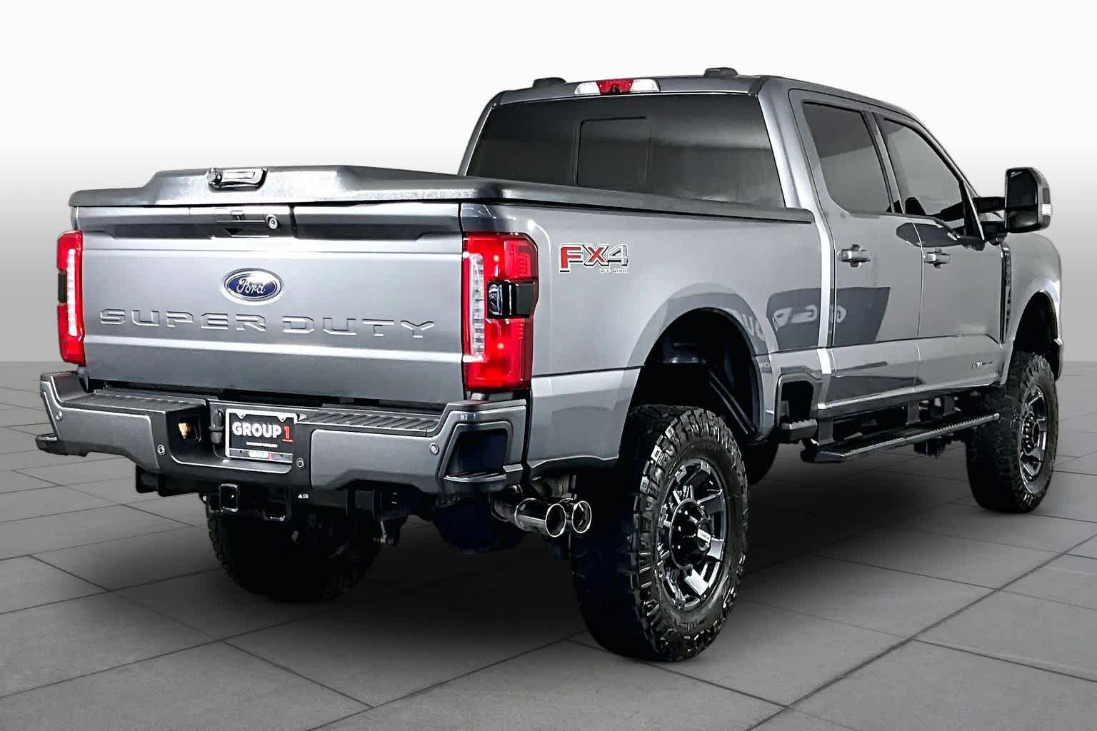 Used 2023 Ford F250 Lariat w/ Lariat Ultimate Package AWD/4WD image 12