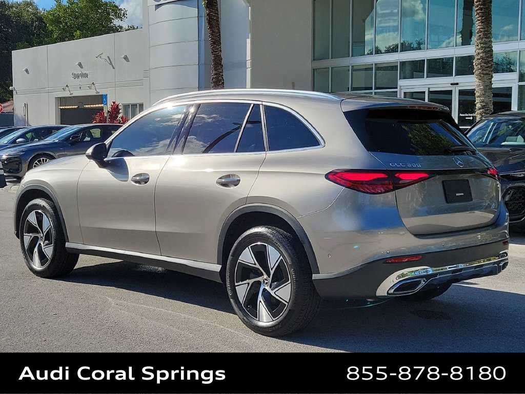 Used 2024 Mercedes-Benz GLC 300 4MATIC image 12
