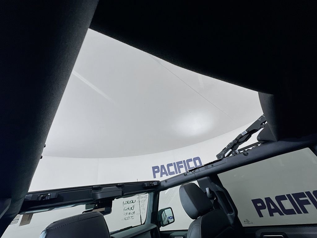 Certified 2024 Ford Bronco Black Diamond image 37