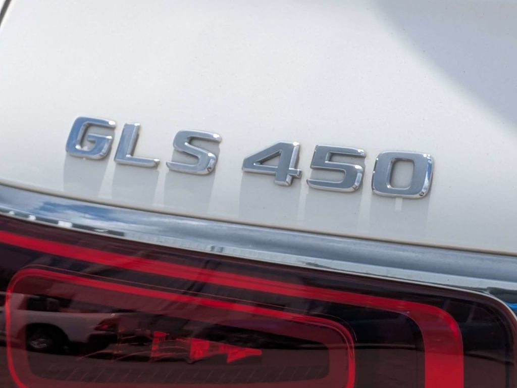 Used 2020 Mercedes-Benz GLS 450 4MATIC image 10