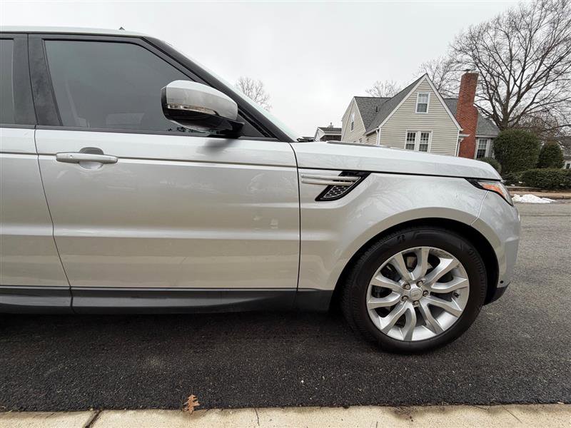 Used 2016 Land Rover Range Rover Sport HSE AWD/4WD image 10