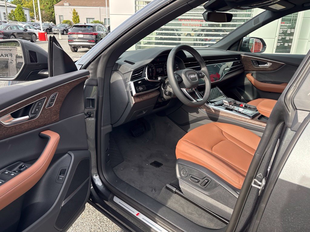 New 2027 Audi Q8 Premium Plus AWD/4WD image 10