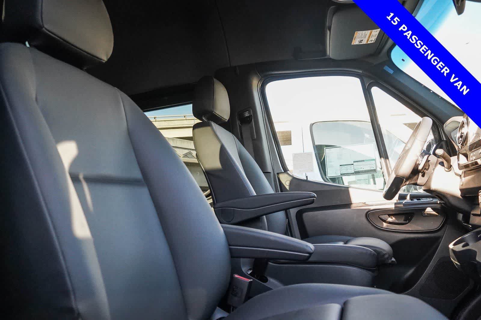 Used 2024 Mercedes-Benz Sprinter 2500 image 19