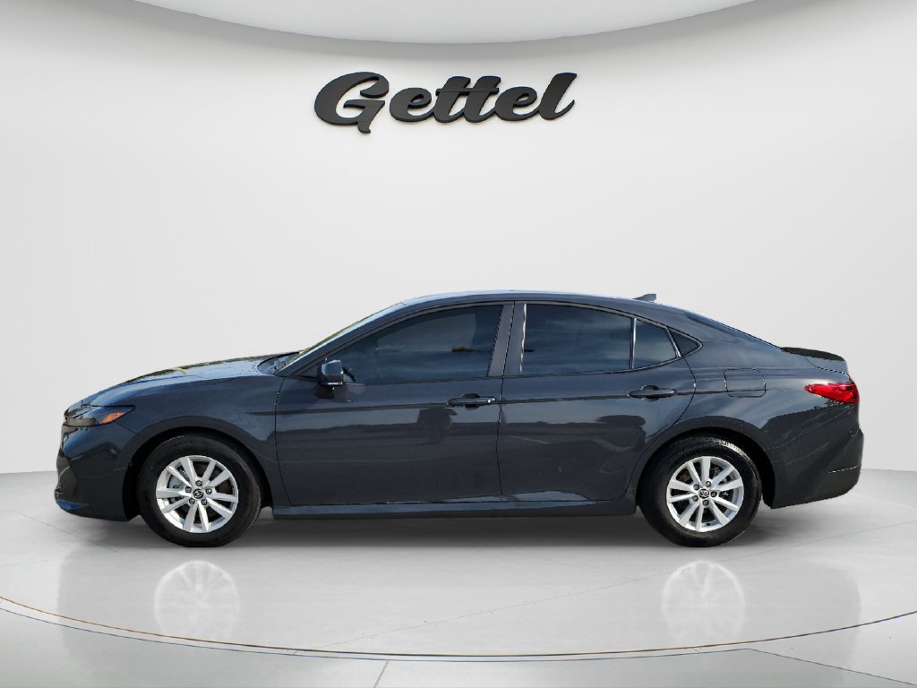 Used 2026 Toyota Camry LE w/ Convenience Package FWD image 8