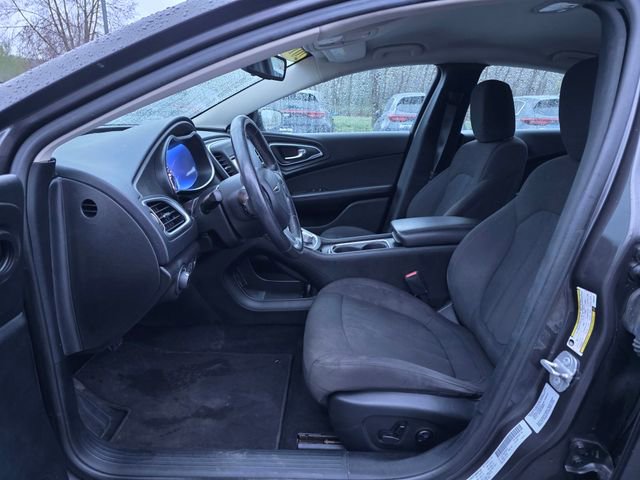 Used 2015 Chrysler 200 Limited w/ Convenience Group FWD image 16