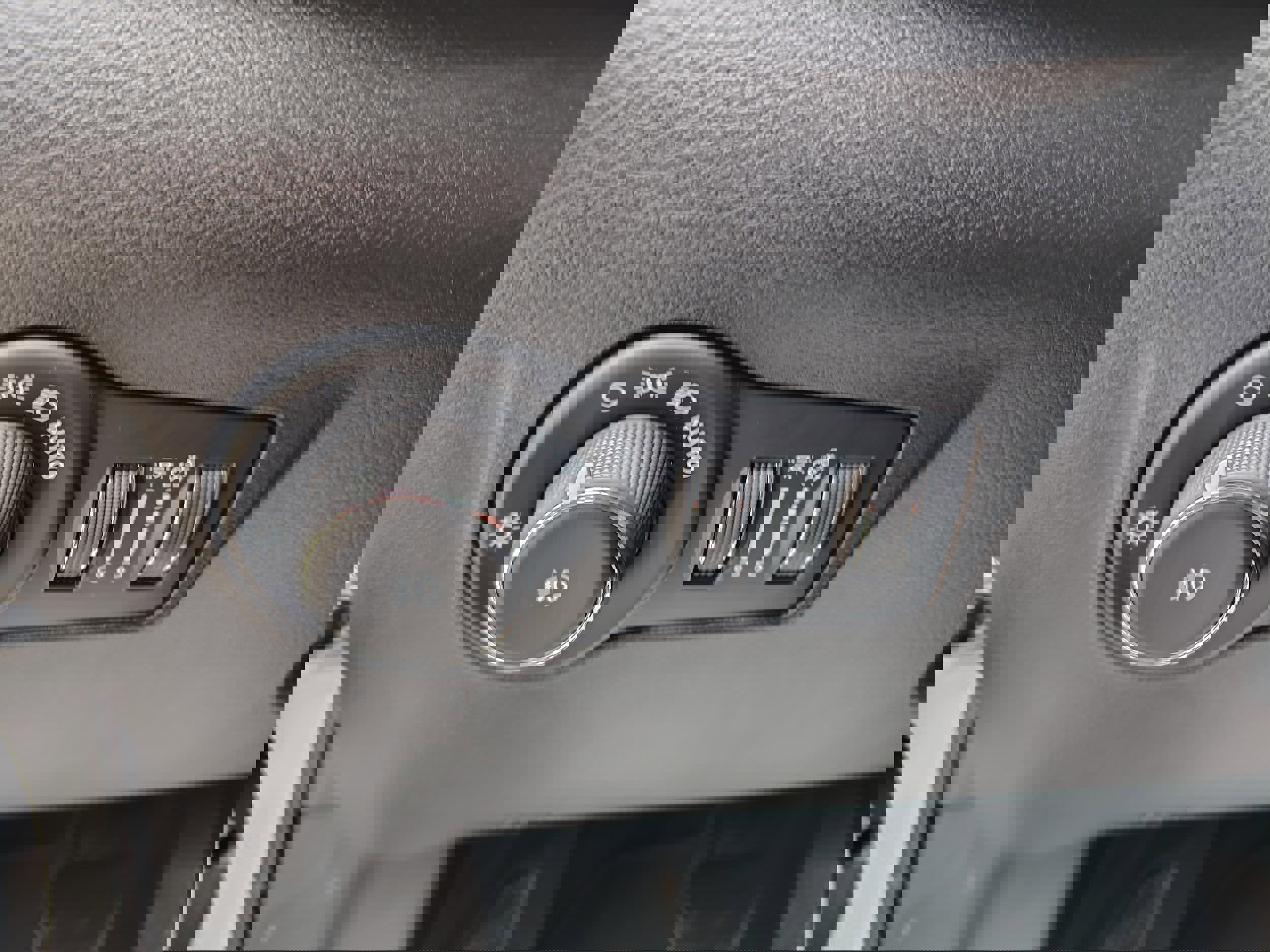 Certified 2024 Jeep Compass Limited image 23