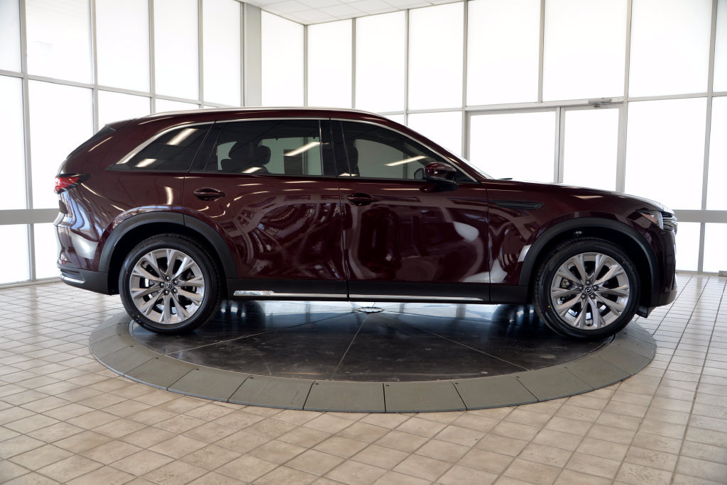 Certified 2024 MAZDA CX-90 3.3 Turbo w/ Premium Package AWD/4WD image 9