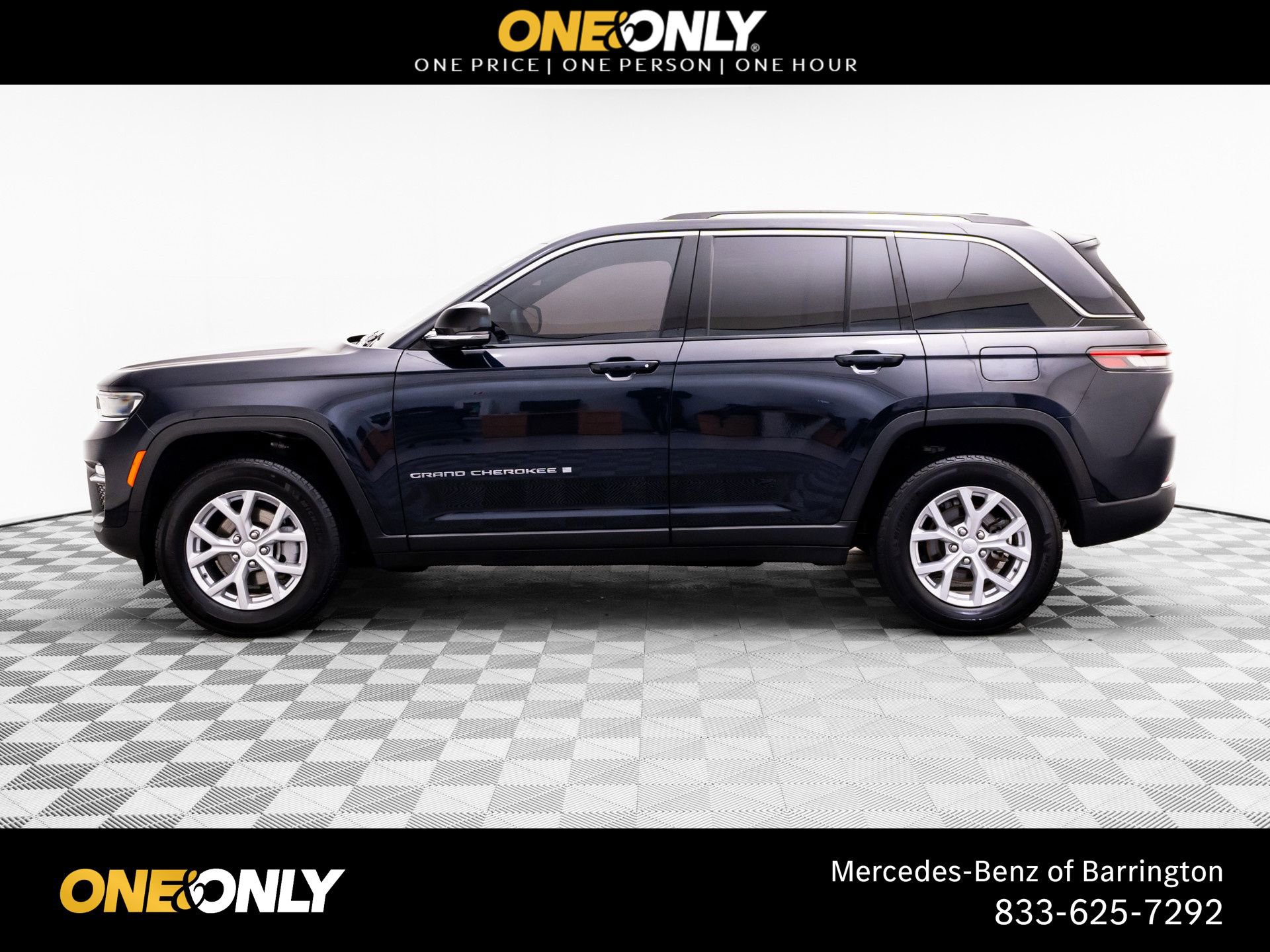 Used 2023 Jeep Grand Cherokee Limited image 2