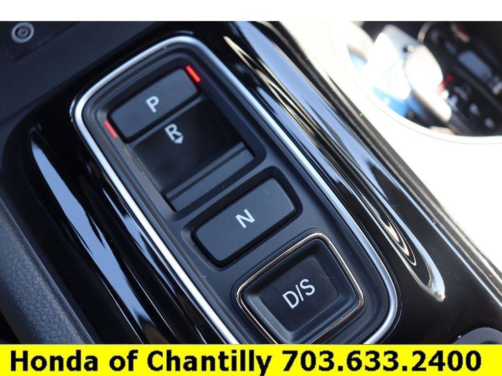 Certified 2023 Honda Pilot Touring image 19