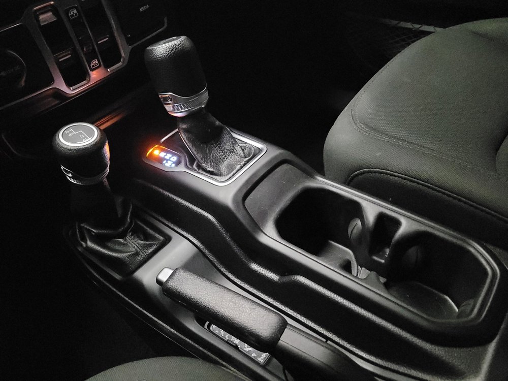 Used 2019 Jeep Wrangler Unlimited Sport S AWD/4WD image 26