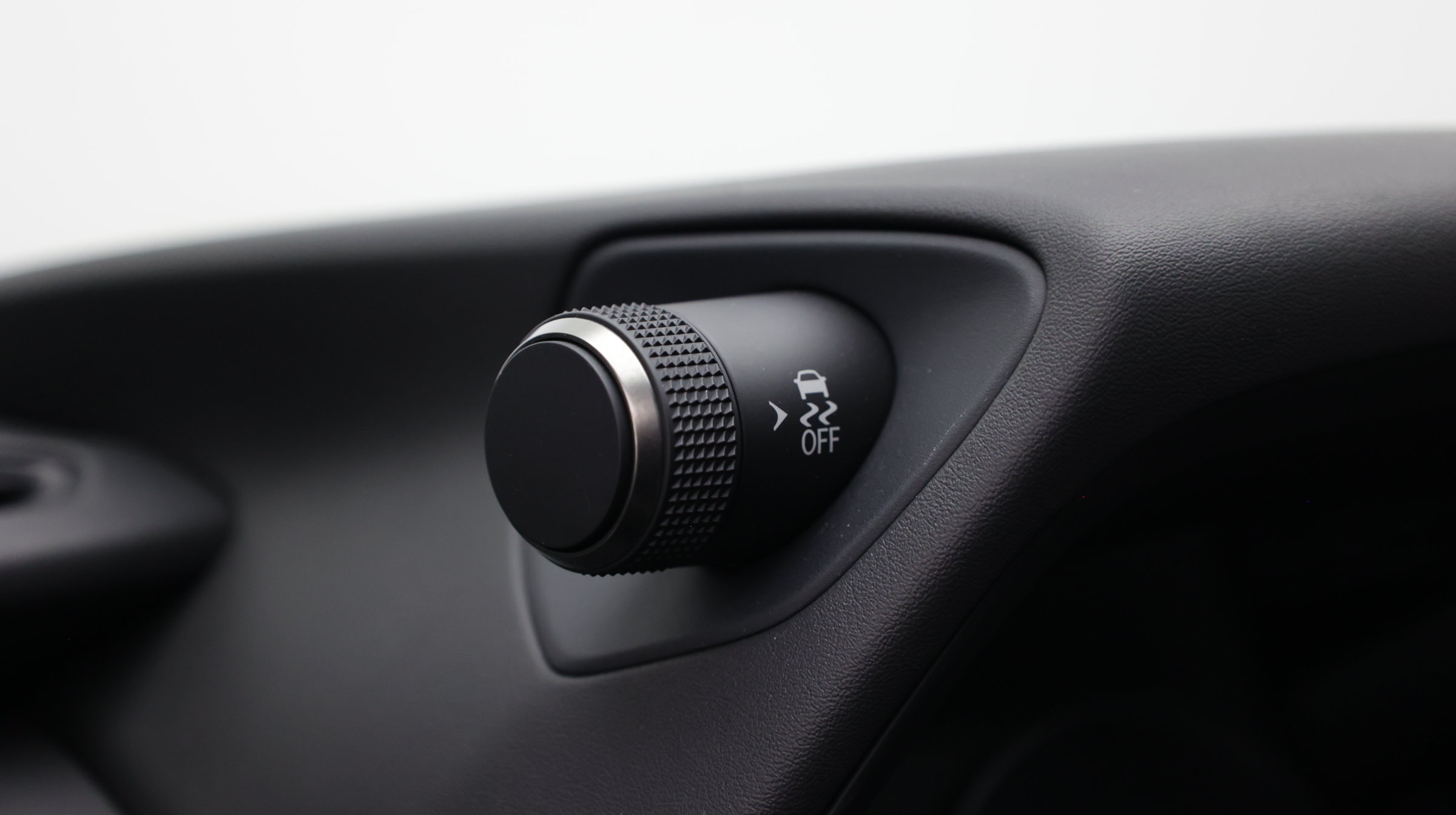 Used 2021 Lexus UX 200 w/ Accessory Package (Z2) FWD image 18