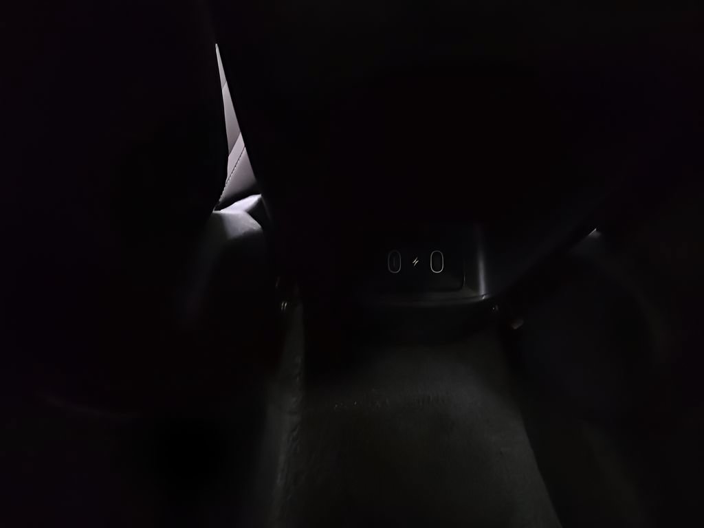 Used 2024 Hyundai Elantra SEL FWD image 26