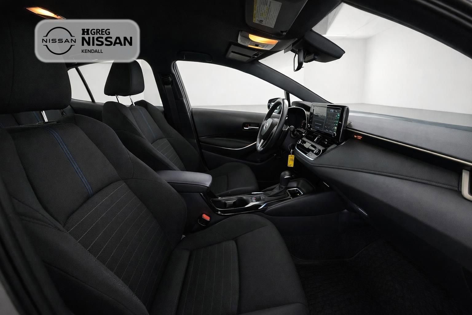 Used 2022 Toyota Corolla SE w/ Carpet Mat Package (TMS) FWD image 10