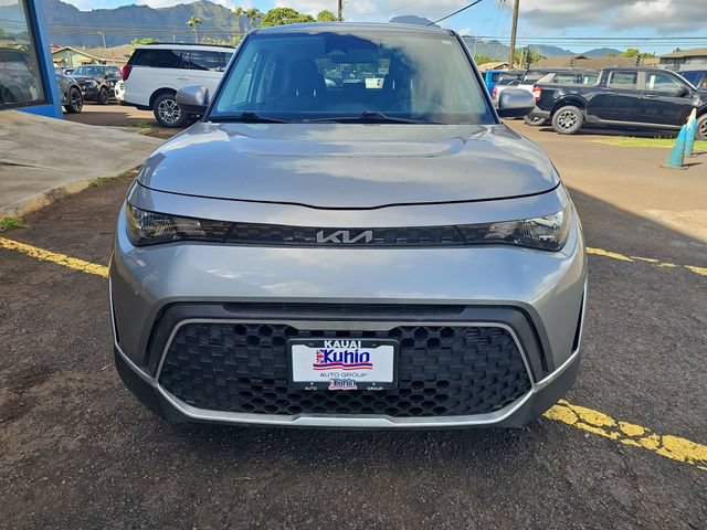Used 2025 Kia Soul LX w/ LX Technology Package FWD image 8