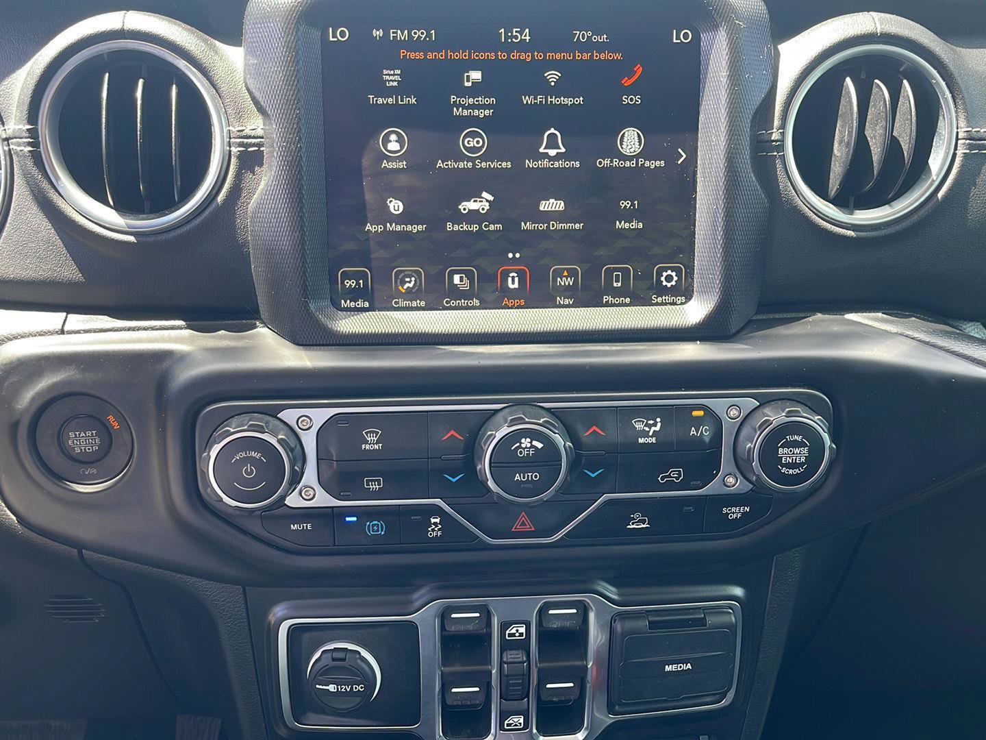 Used 2023 Jeep Wrangler Unlimited Sahara AWD/4WD image 14