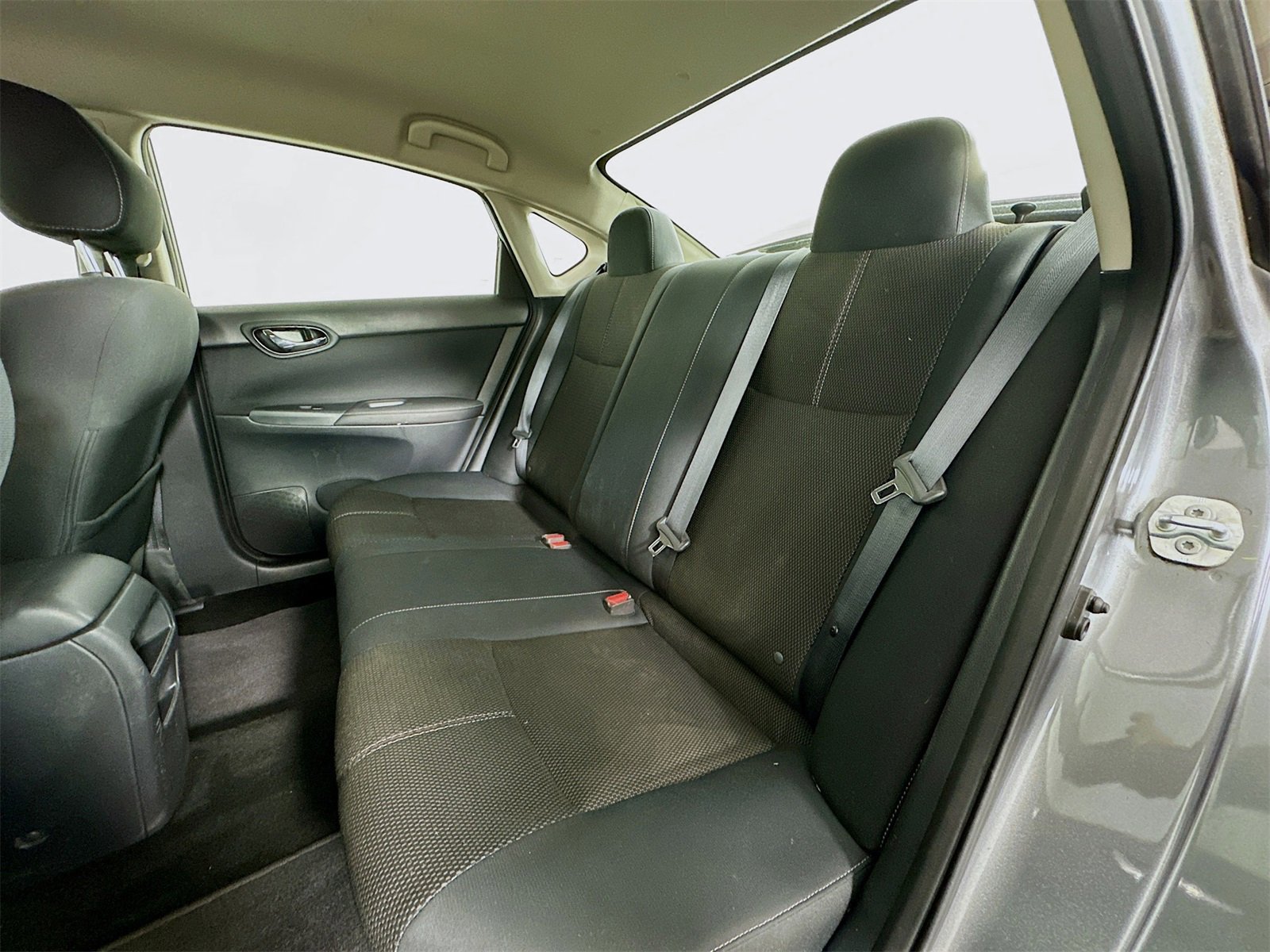 Used 2017 Nissan Sentra S image 21