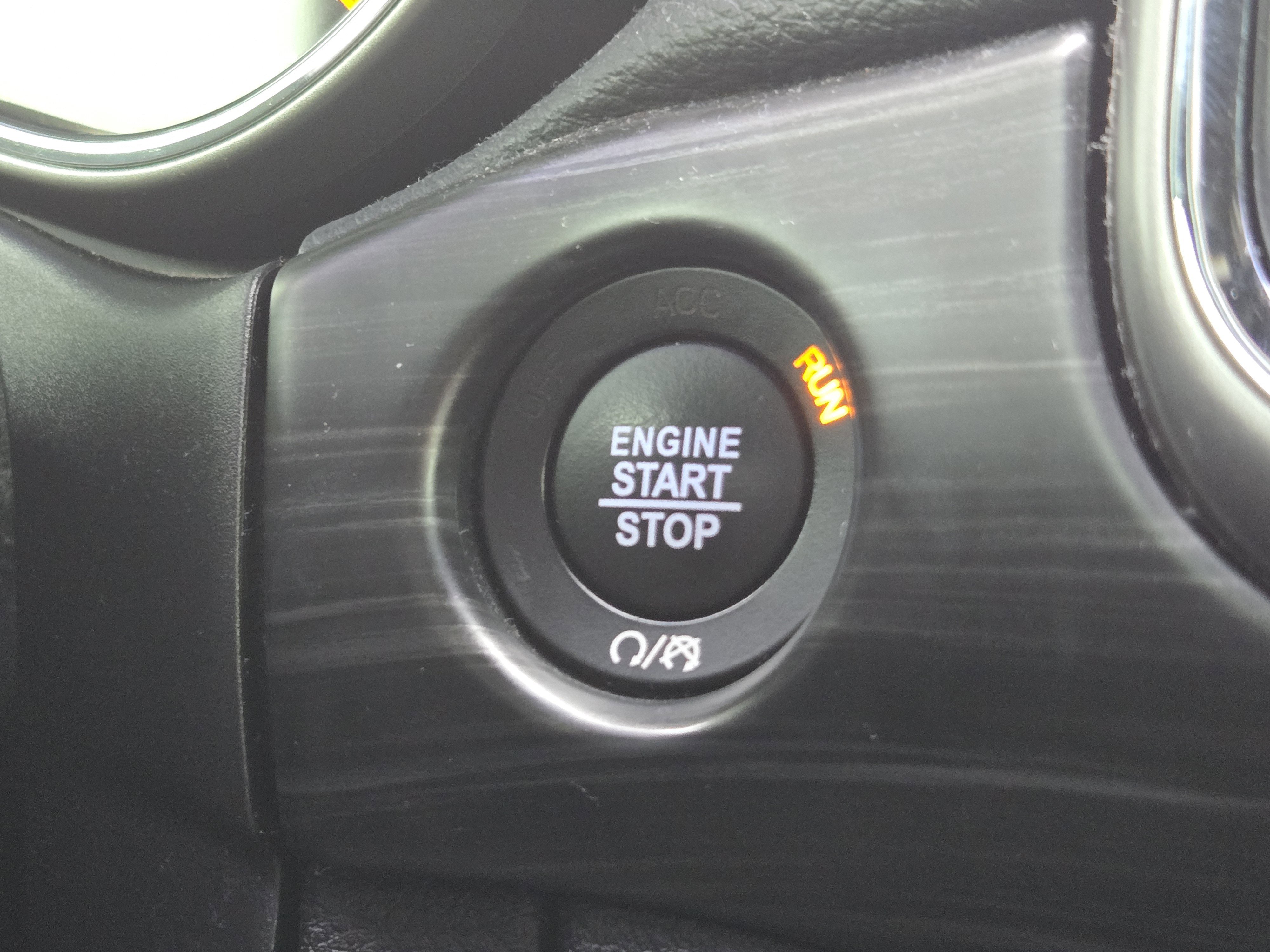 Used 2020 Jeep Grand Cherokee Laredo image 23