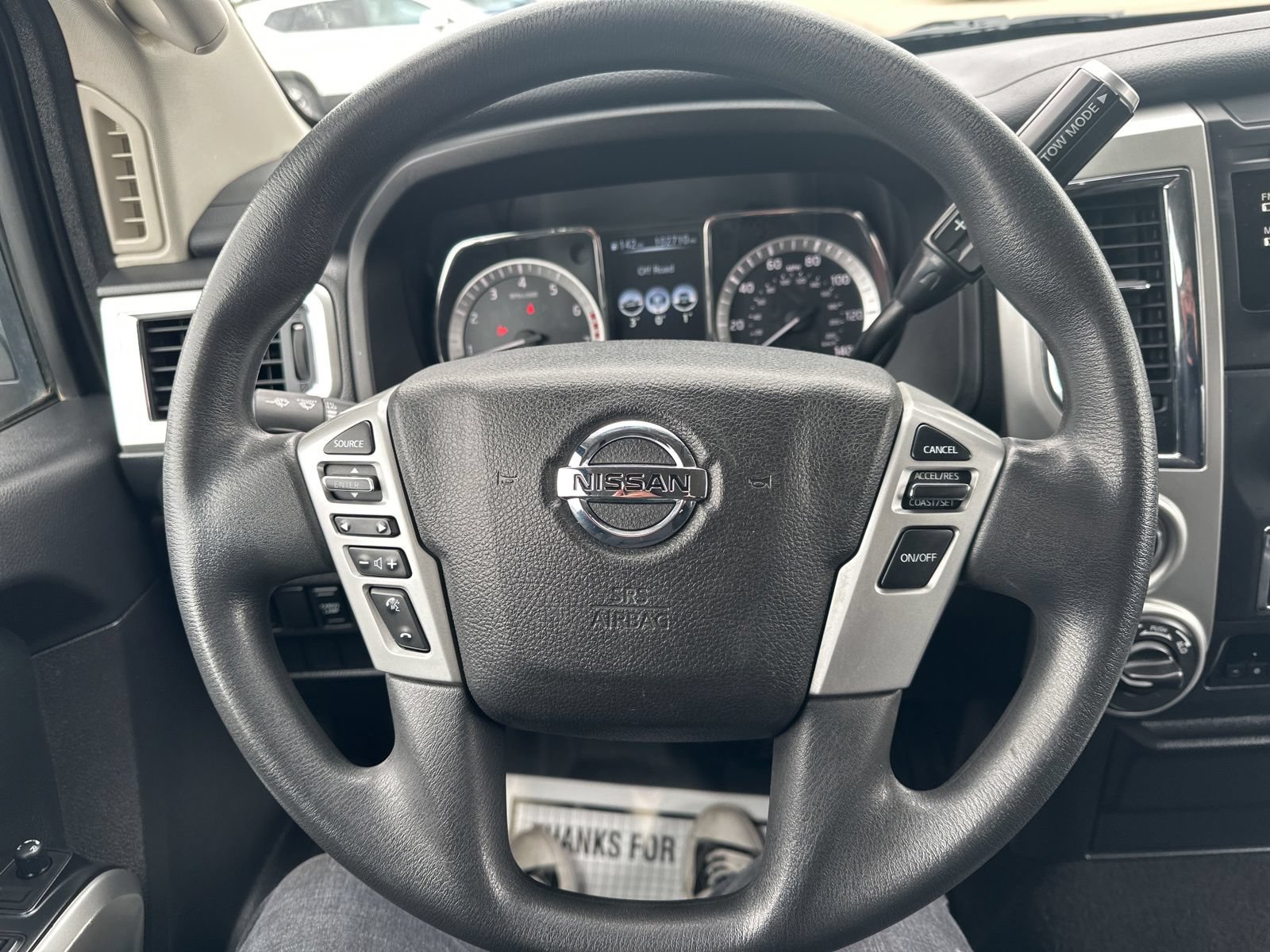 Used 2017 Nissan Titan SV AWD/4WD image 43