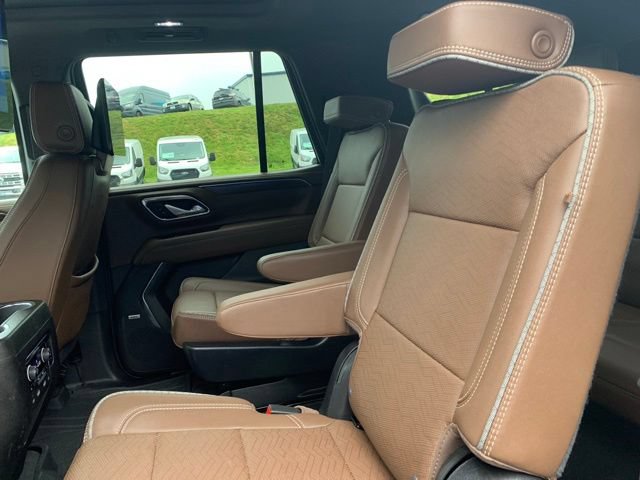 Used 2024 Chevrolet Tahoe High Country w/ Advanced Technology Package AWD/4WD image 21