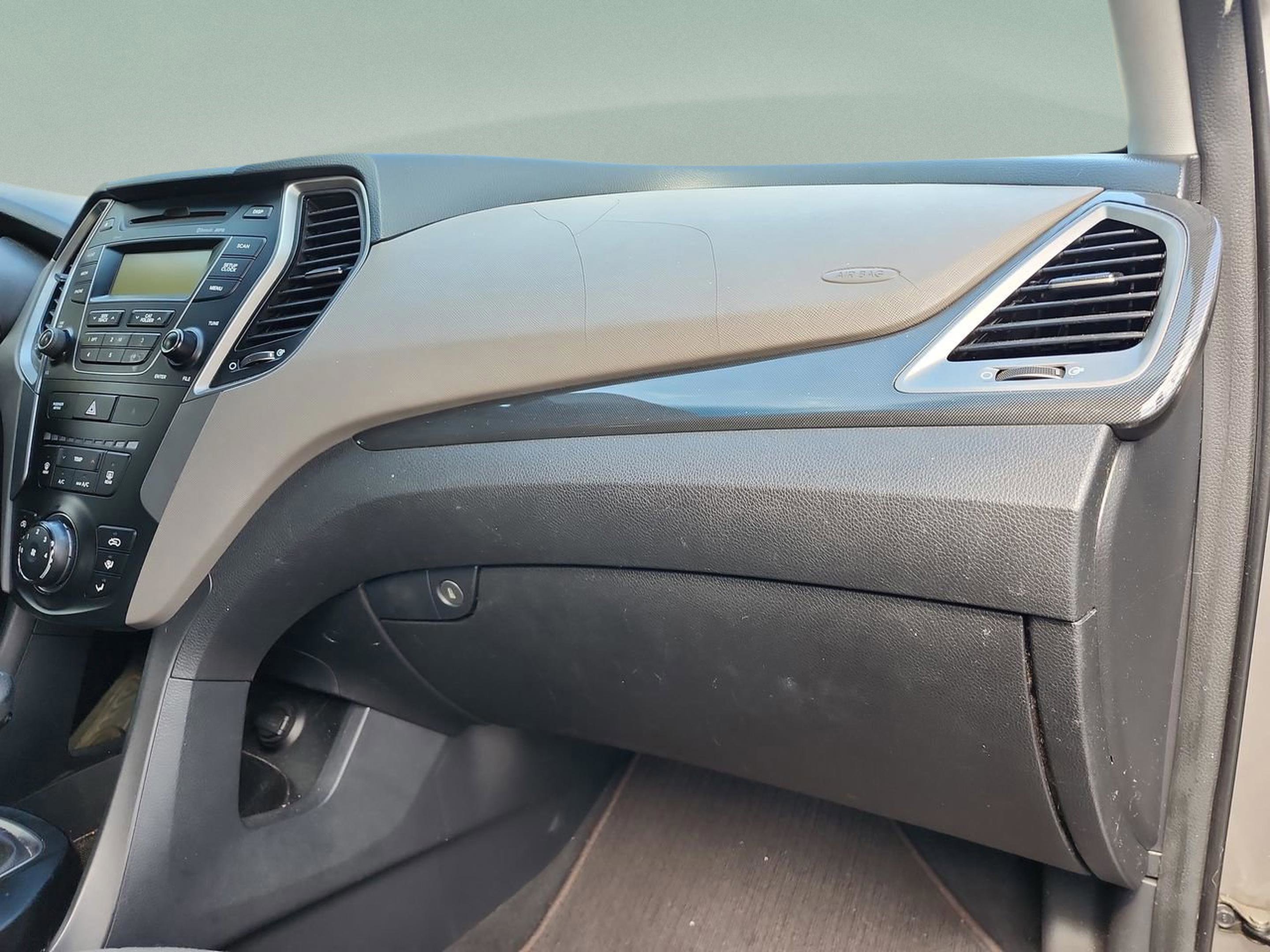 Used 2014 Hyundai Santa Fe Sport image 20