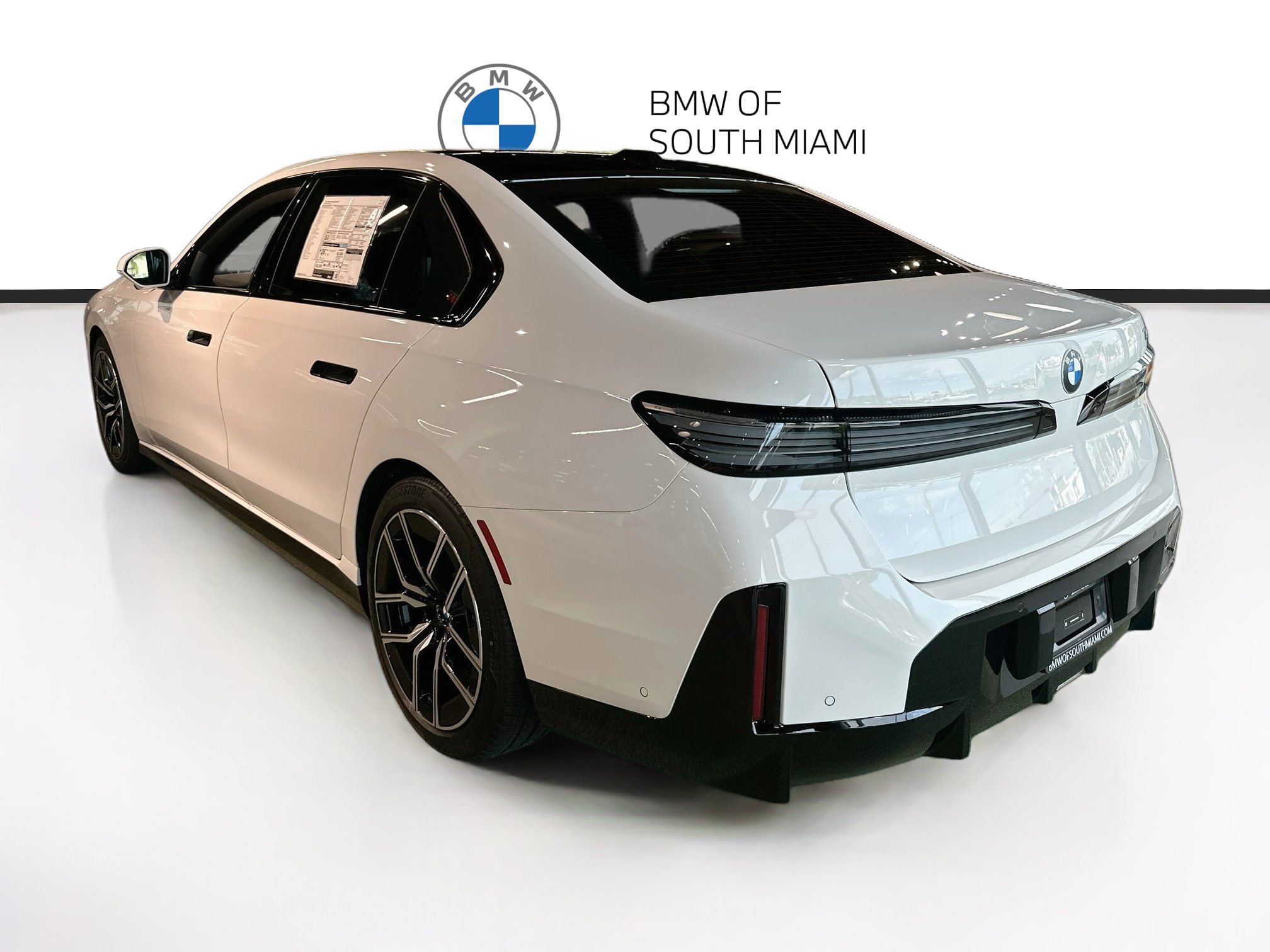 New 2027 BMW 740i w/ Executive Package RWD image 4
