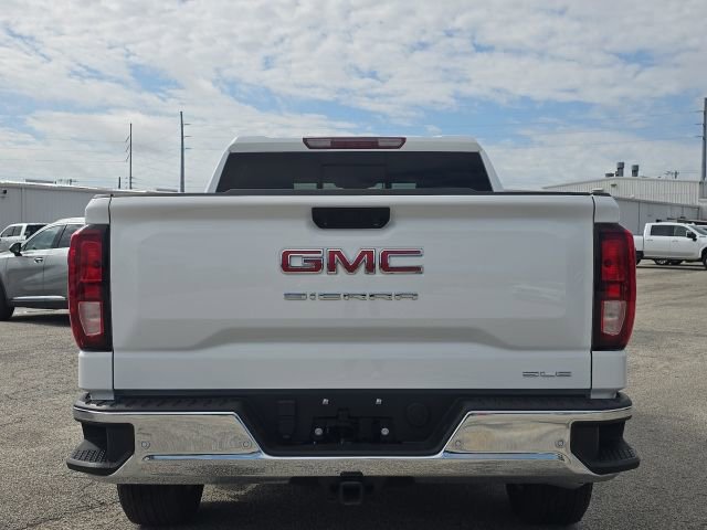 Used 2024 GMC Sierra 1500 SLE w/ Preferred Package image 4