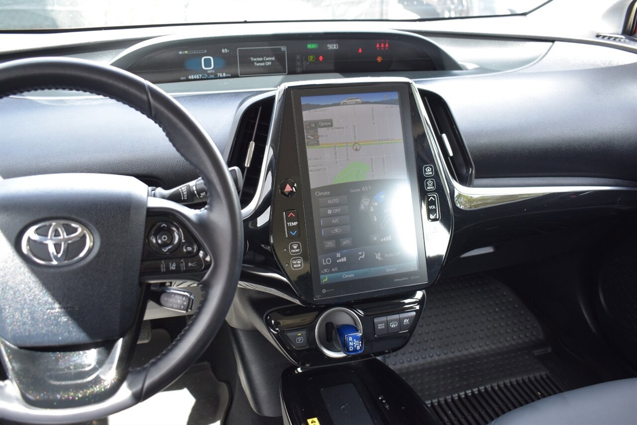 Used 2022 Toyota Prius Prime XLE FWD image 15