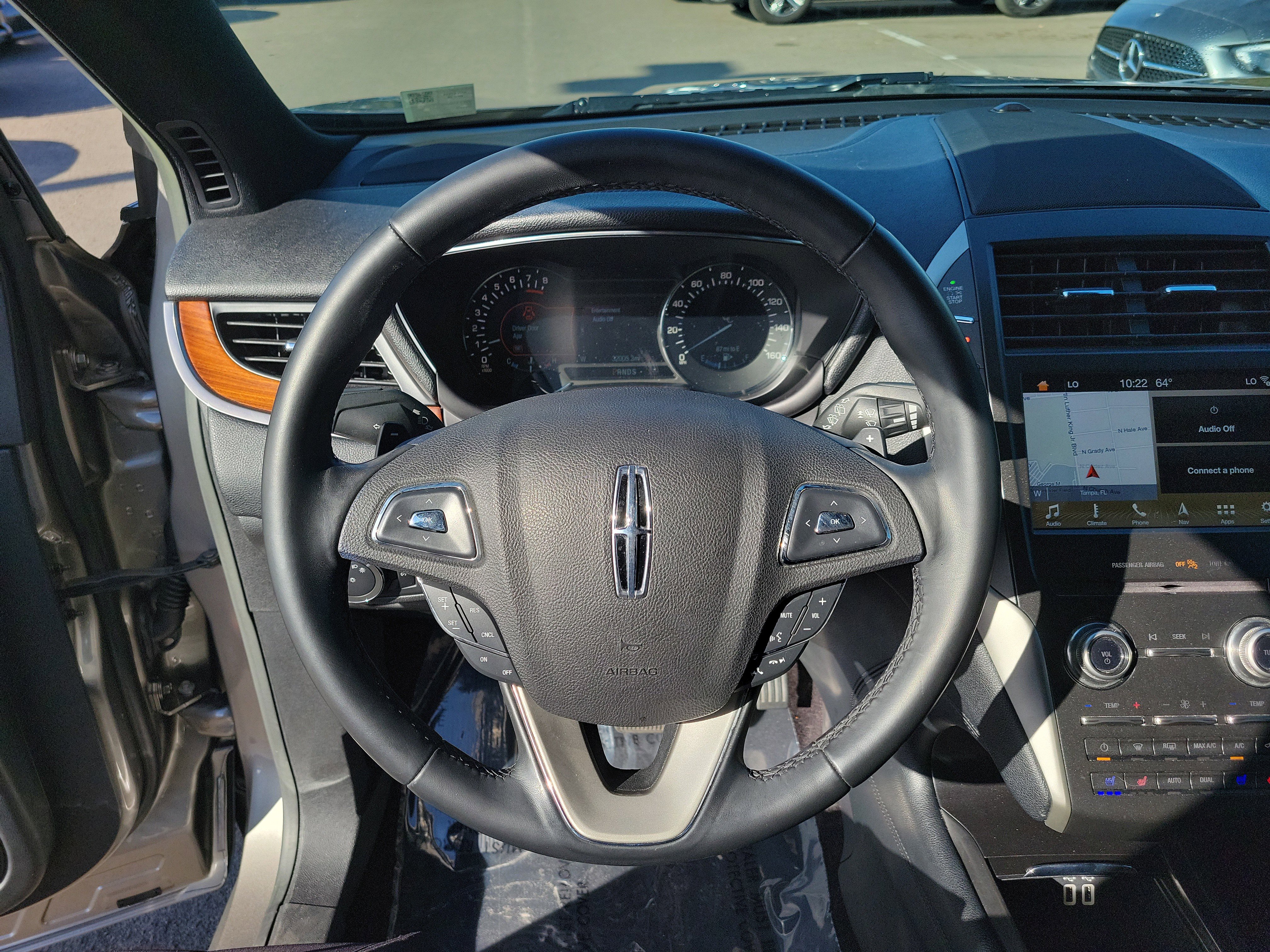 Used 2017 Lincoln MKC Reserve image 29