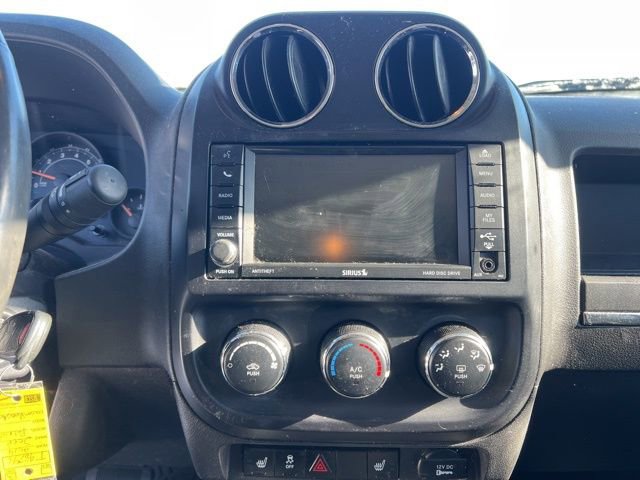 Used 2014 Jeep Patriot Latitude w/ Sun/Sound Group image 15