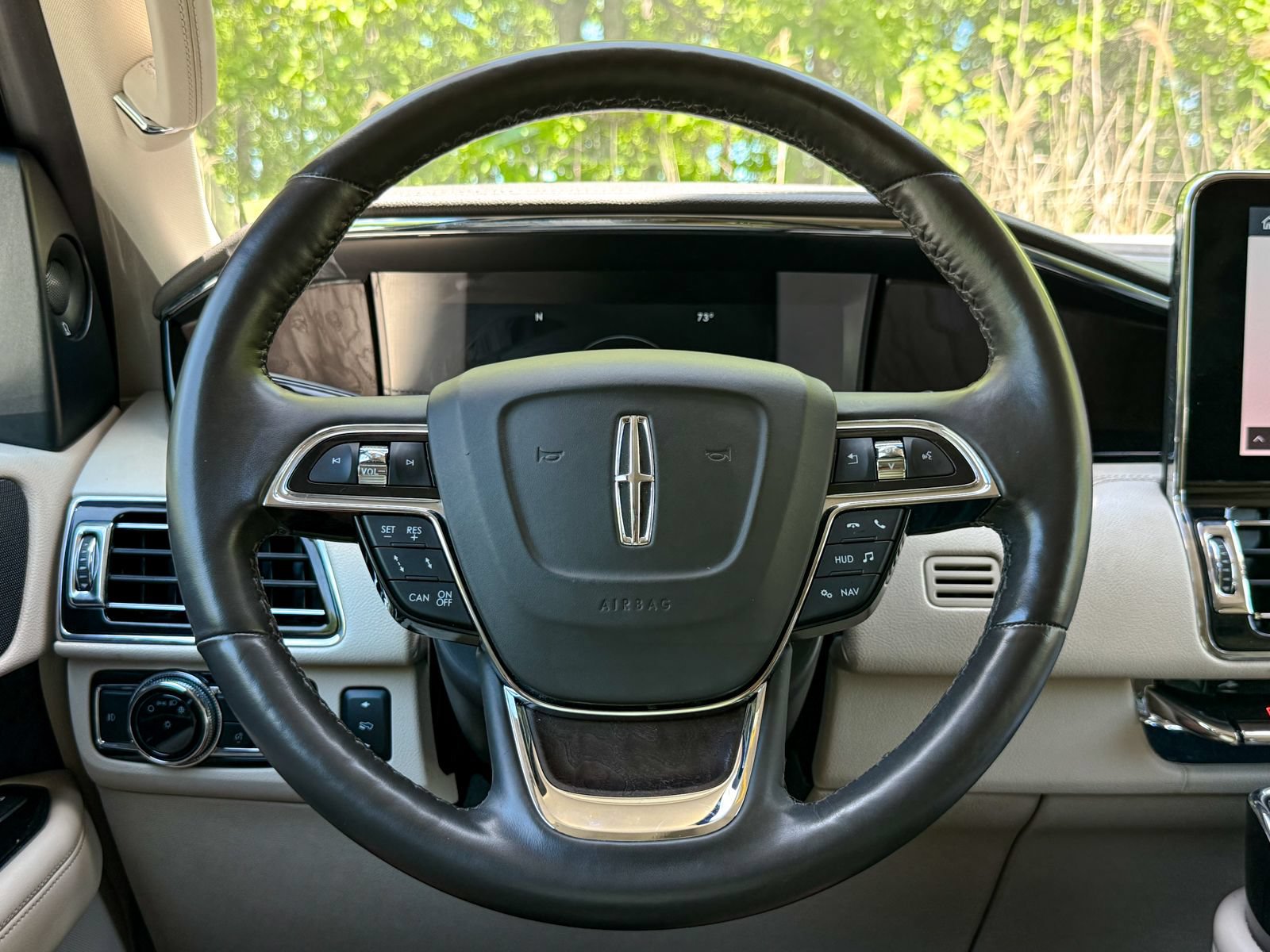 Used 2021 Lincoln Navigator Reserve AWD/4WD image 38