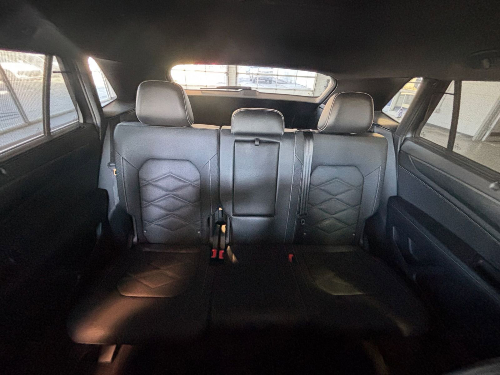 Used 2025 Volkswagen Atlas Cross Sport SE image 42