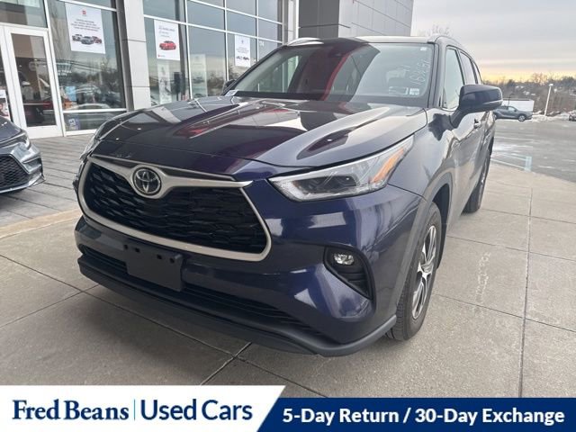 Used 2022 Toyota Highlander XLE image 15
