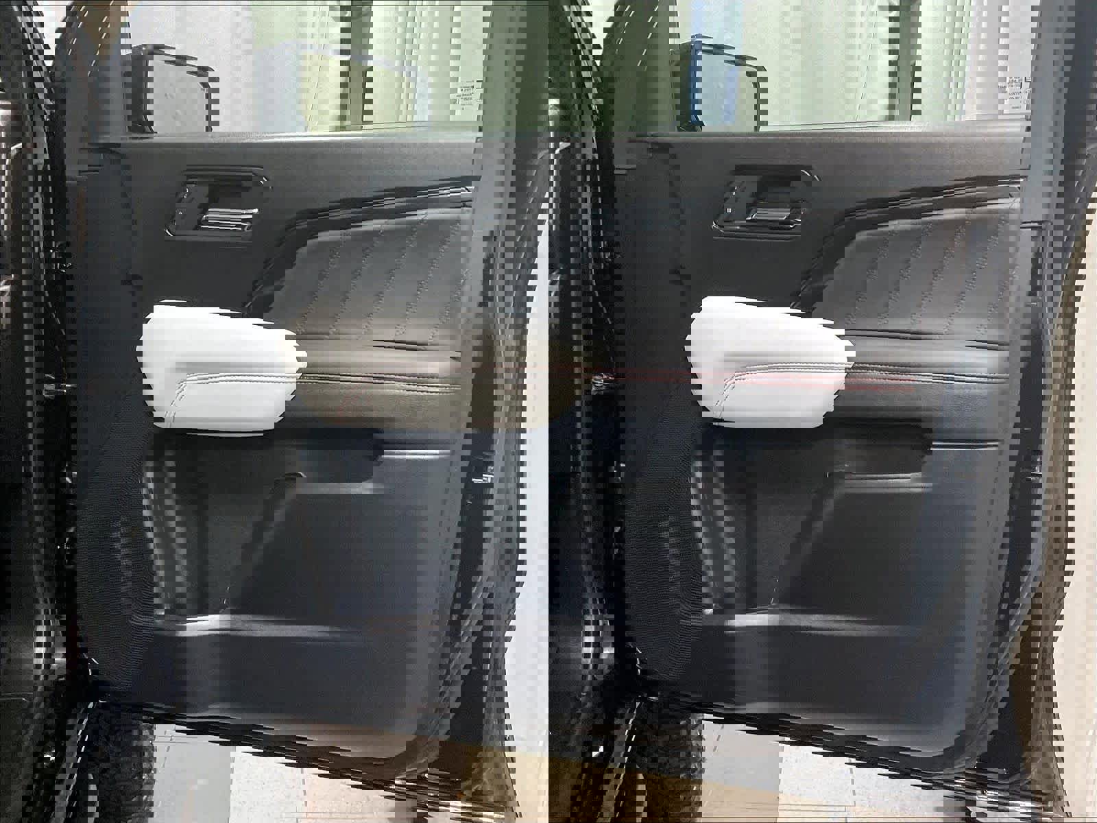 Used 2024 GMC Canyon AT4X image 12