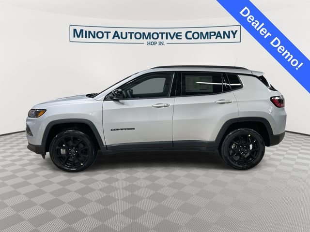 New 2026 Jeep Compass Latitude image 5