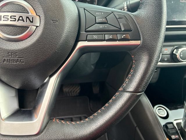 Used 2021 Nissan Versa SR FWD image 23