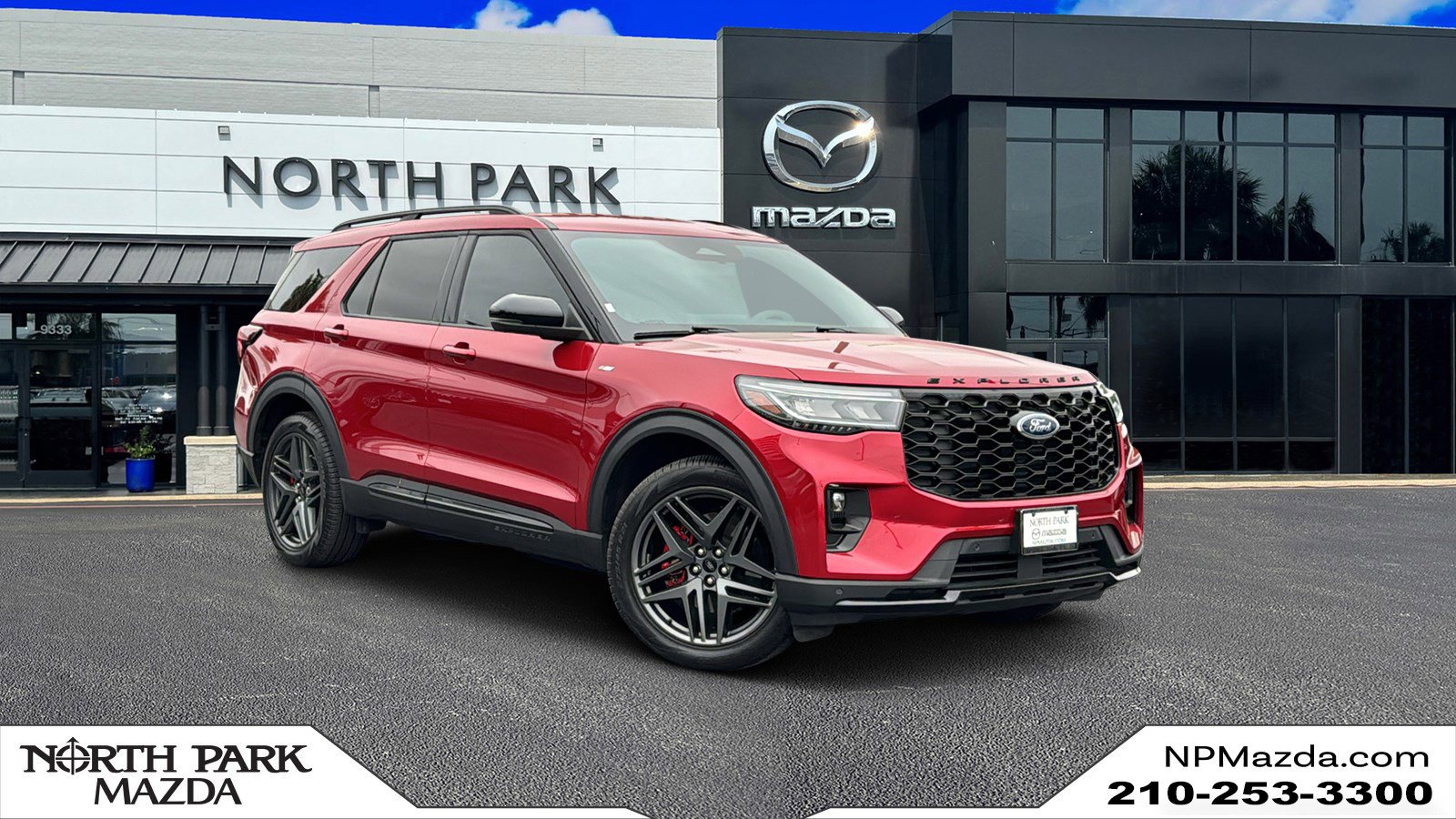 Used 2025 Ford Explorer ST-Line w/ Premium Package image 1