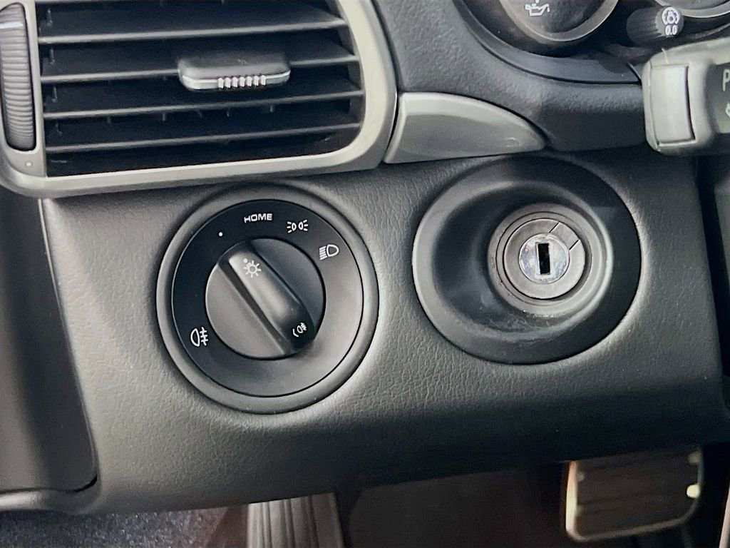 Used 2012 Porsche 911 Carrera 4 GTS image 11