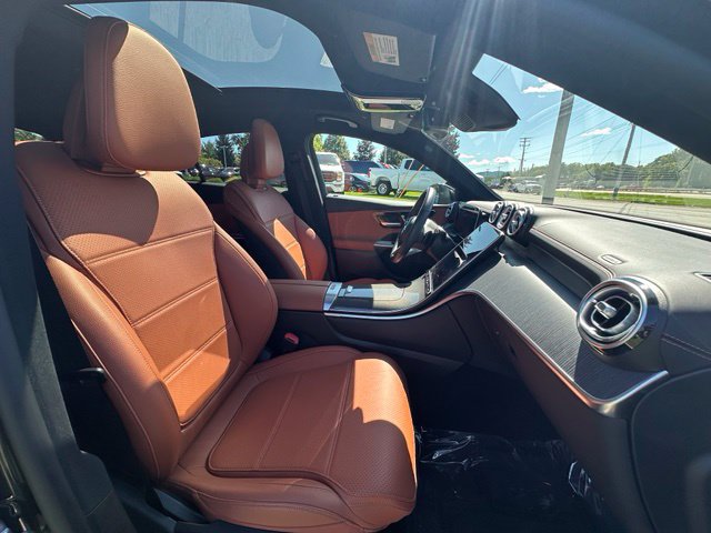 Certified 2025 Mercedes-Benz GLC 300 4MATIC image 27