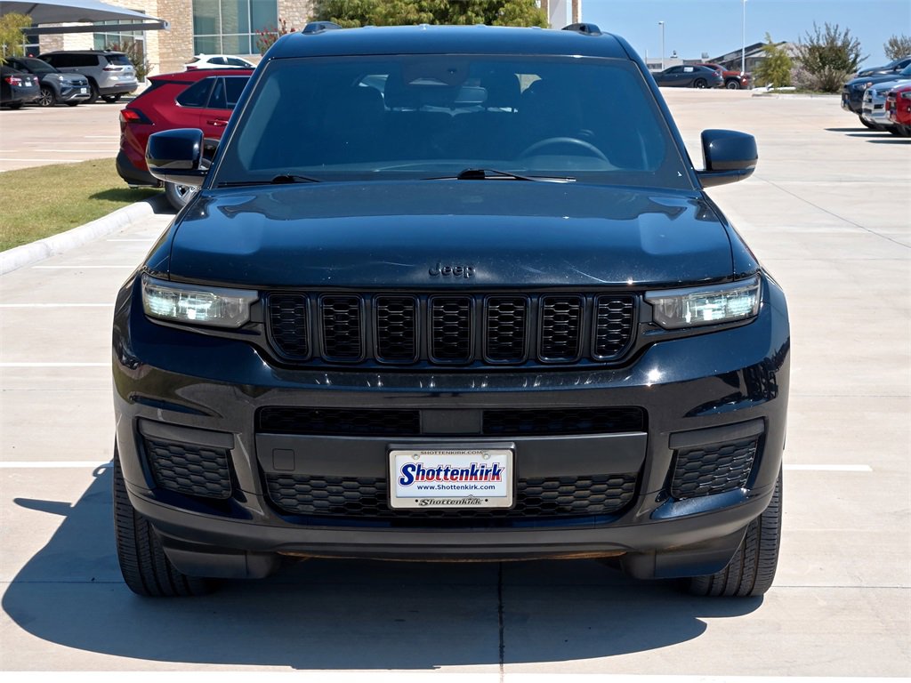 Used 2023 Jeep Grand Cherokee L Laredo image 8