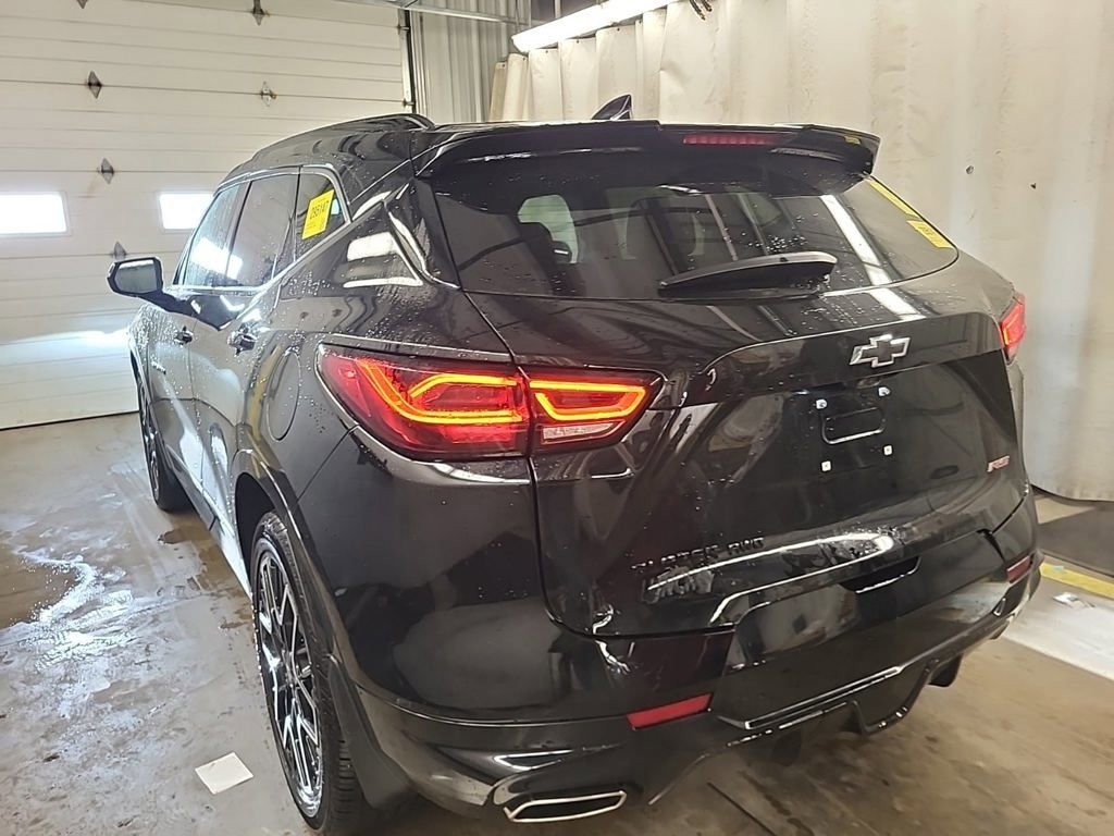 Used 2023 Chevrolet Blazer RS w/ Driver Confidence II Package image 3